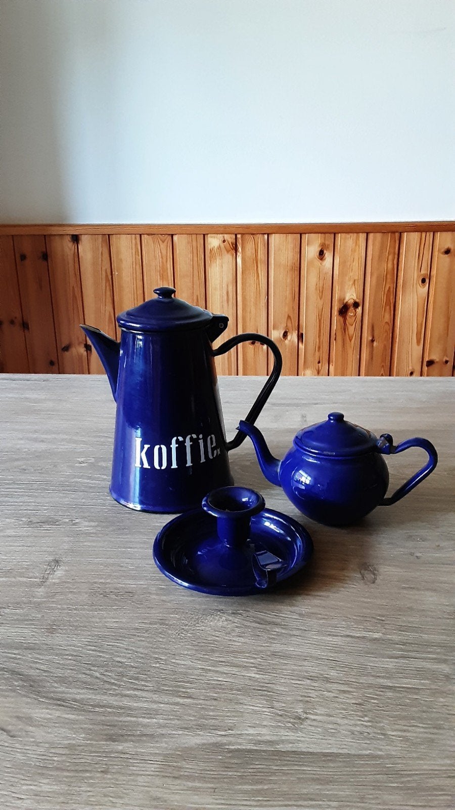 EMAILLE PETROLBLAUWE KOFFIEPOT THEEPOT EN BLAKER., Antiek en Kunst, Ophalen of Verzenden