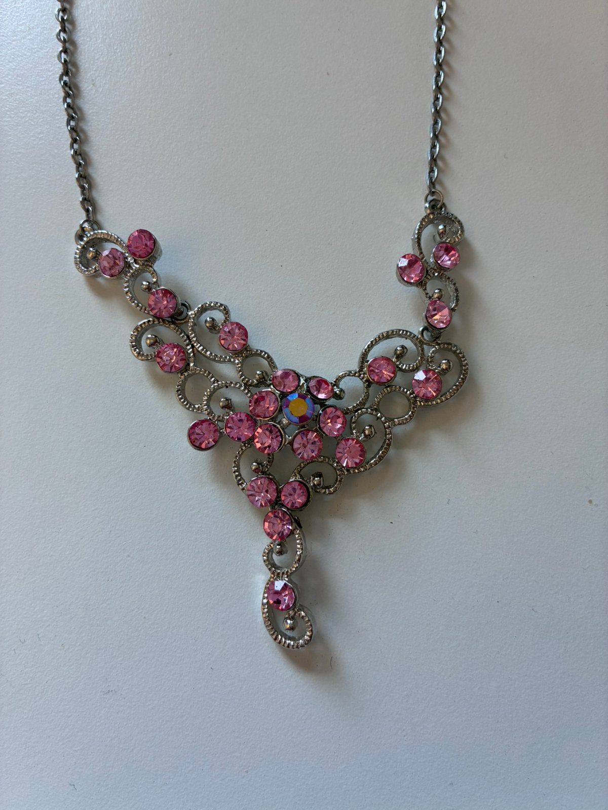 Ketting met roze strass, Sieraden, Tassen en Uiterlijk, Ophalen, Zo goed als nieuw, Roze, Overige materialen
