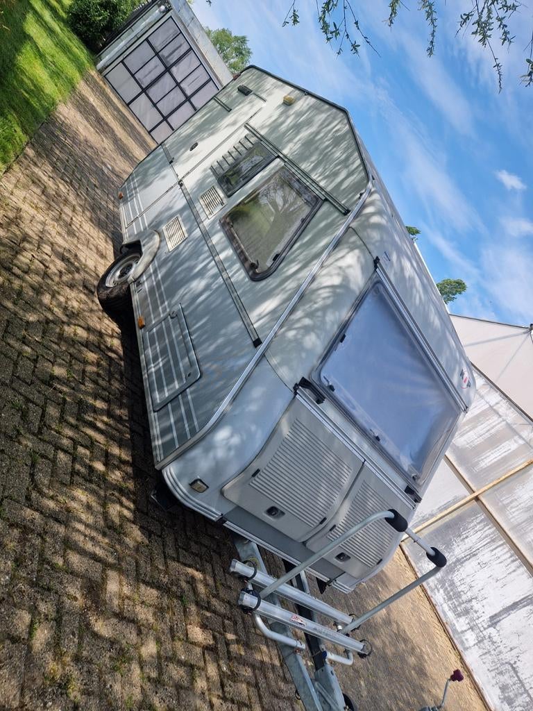 Kip Sun Line Caravan – Compact, Compleet & Instapklaar, Caravans en Kamperen, Caravans, Overige typen, Kip, Tot en met 3, Particulier