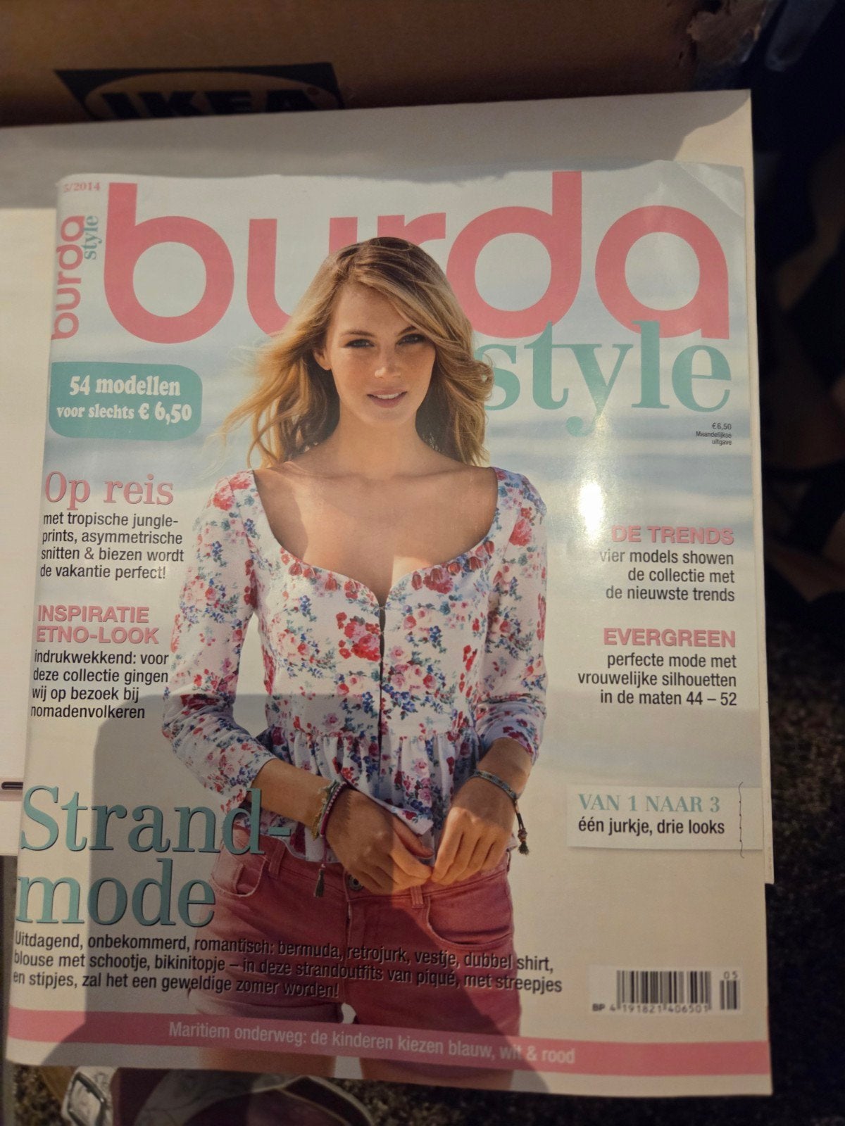 Burda Style 5/2014 - Patronen voor zomerse mode, Hobby en Vrije tijd, Ophalen of Verzenden