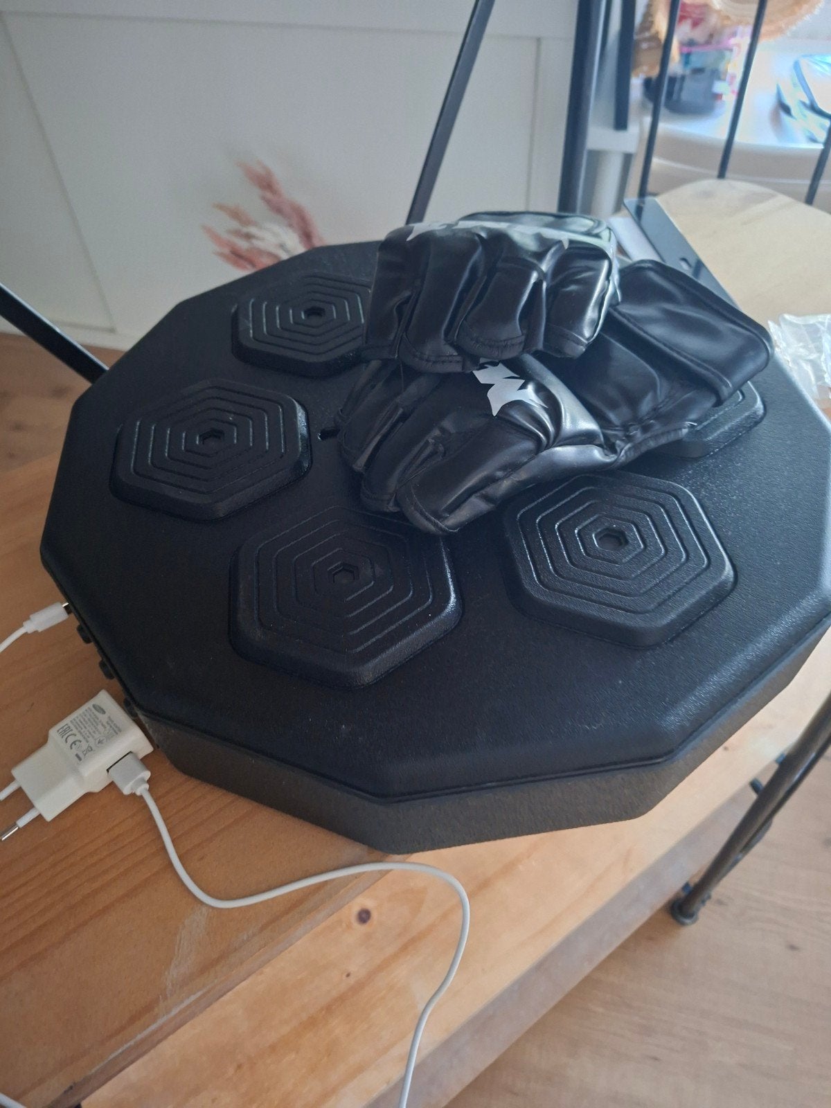Elektronisch boks trainingssysteem met handschoenen, Ophalen of Verzenden, Zo goed als nieuw, Overige