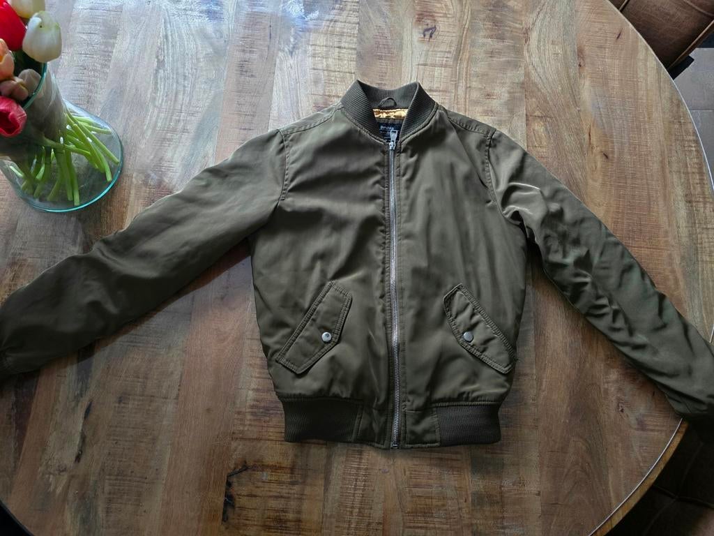 Mooie Bershka voorjaar/zomerjas maat XS, Kleding | Dames, Bershka, Ophalen of Verzenden, Zo goed als nieuw, Maat 34 (XS) of kleiner
