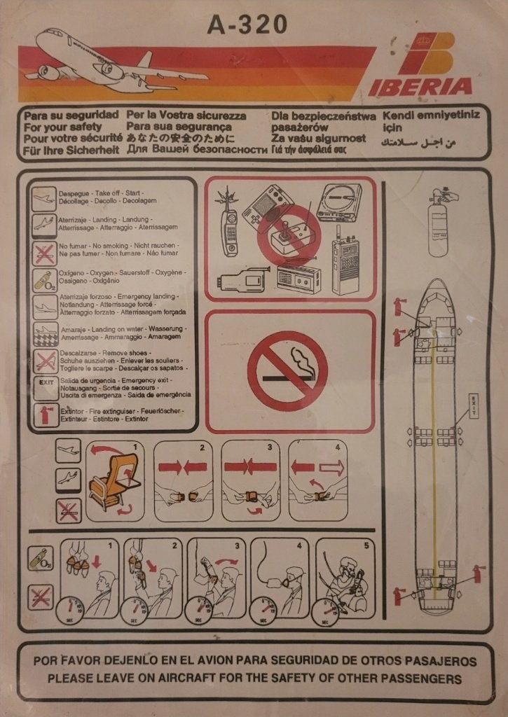 Iberia Airbus A320 safetycard, Verzenden, Gebruikt, Overige typen