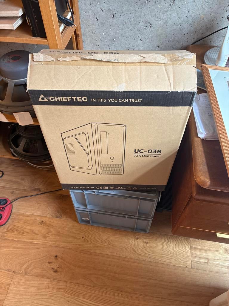 Chieftec UC-03B ATX Slim tower, Computers en Software, Computerbehuizingen, Nieuw, Ophalen of Verzenden