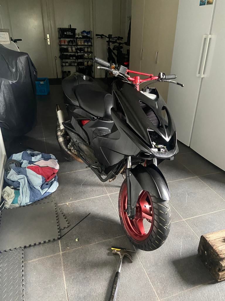Yamaha aerox, Ophalen of Verzenden, Zo goed als nieuw, Aerox