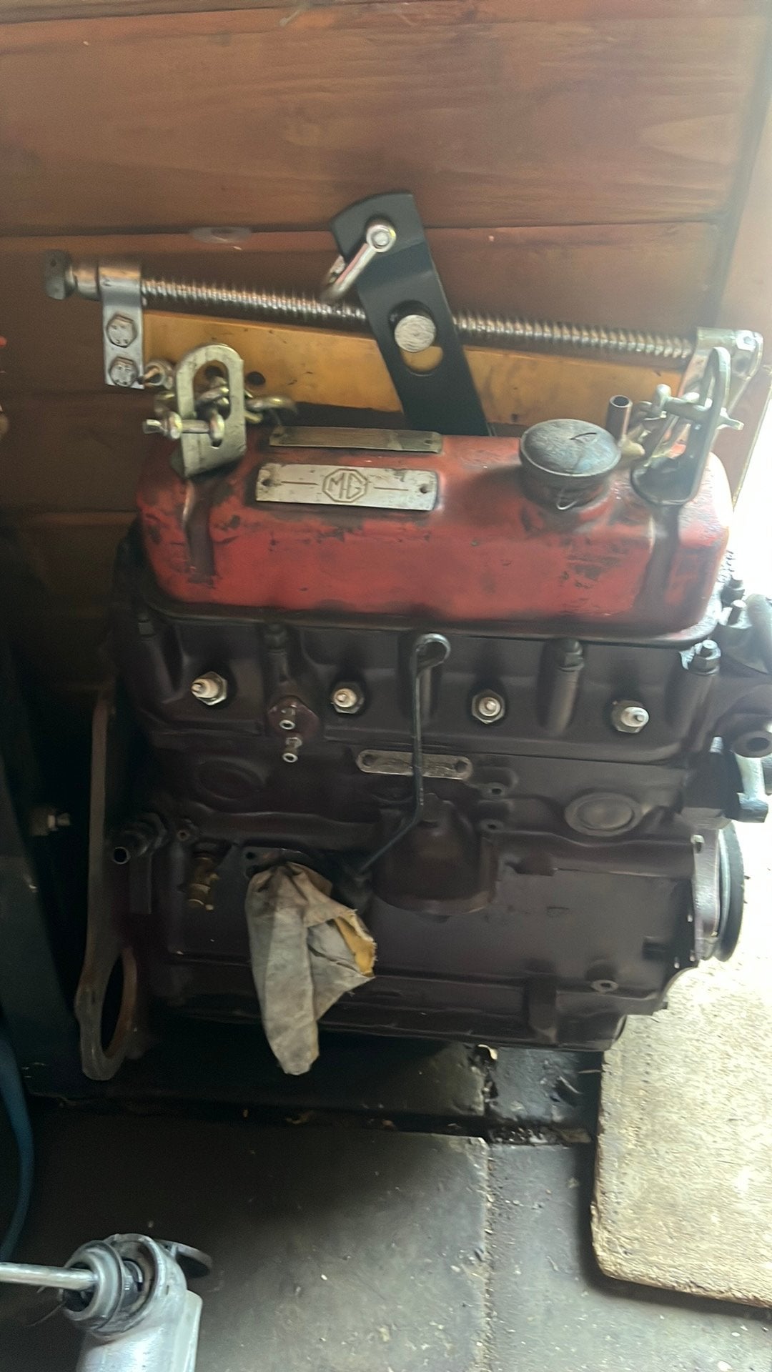 1600 motor MGA, Ophalen, MG