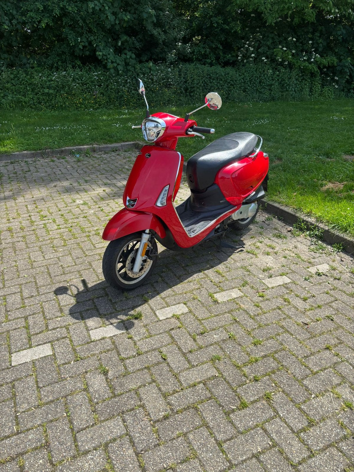 Kymco like 50 snorscooter, Ophalen, Kymco, Zo goed als nieuw, Benzine