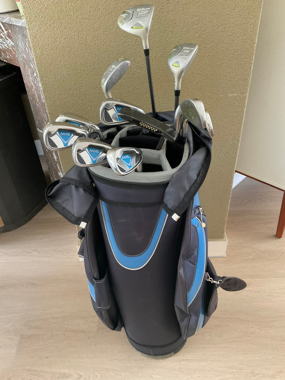Dames golfset met golftas, Cobra-Wilson-Ben Sayers rechts, Sport en Fitness, Golf, Ophalen, Gebruikt, Set, Overige merken