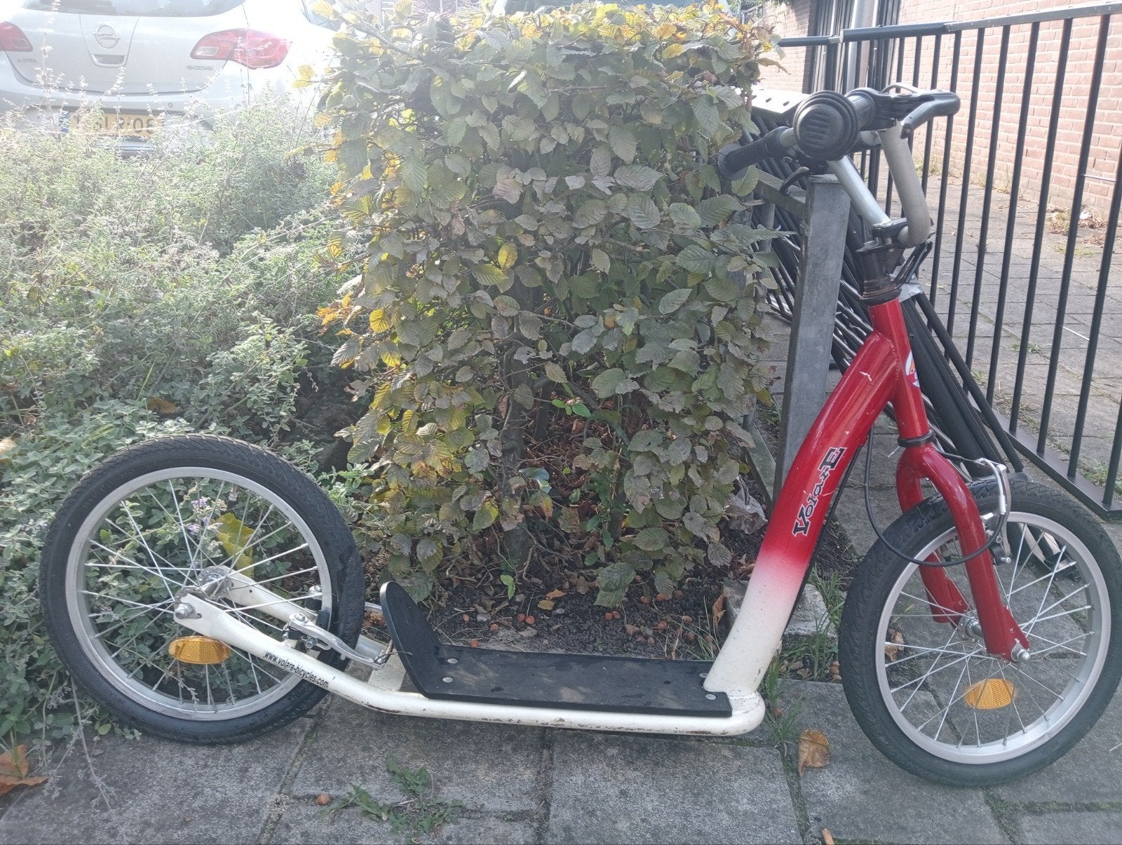 Rode step met grote wielen - Gebruikt, Ophalen of Verzenden, Gebruikt