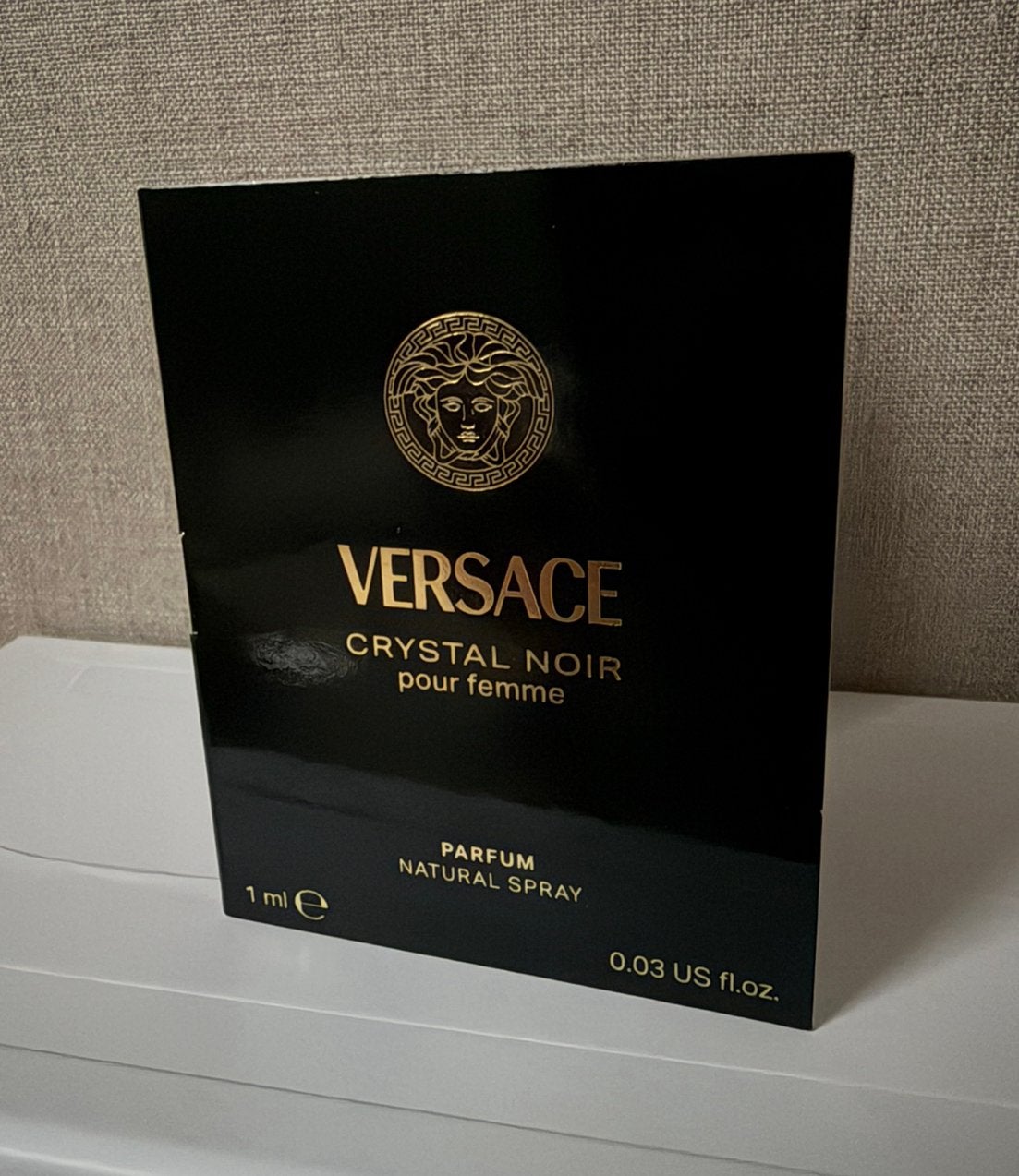 Versace Crystal Noir Parfum sample proefje tester, Ophalen of Verzenden, Zo goed als nieuw