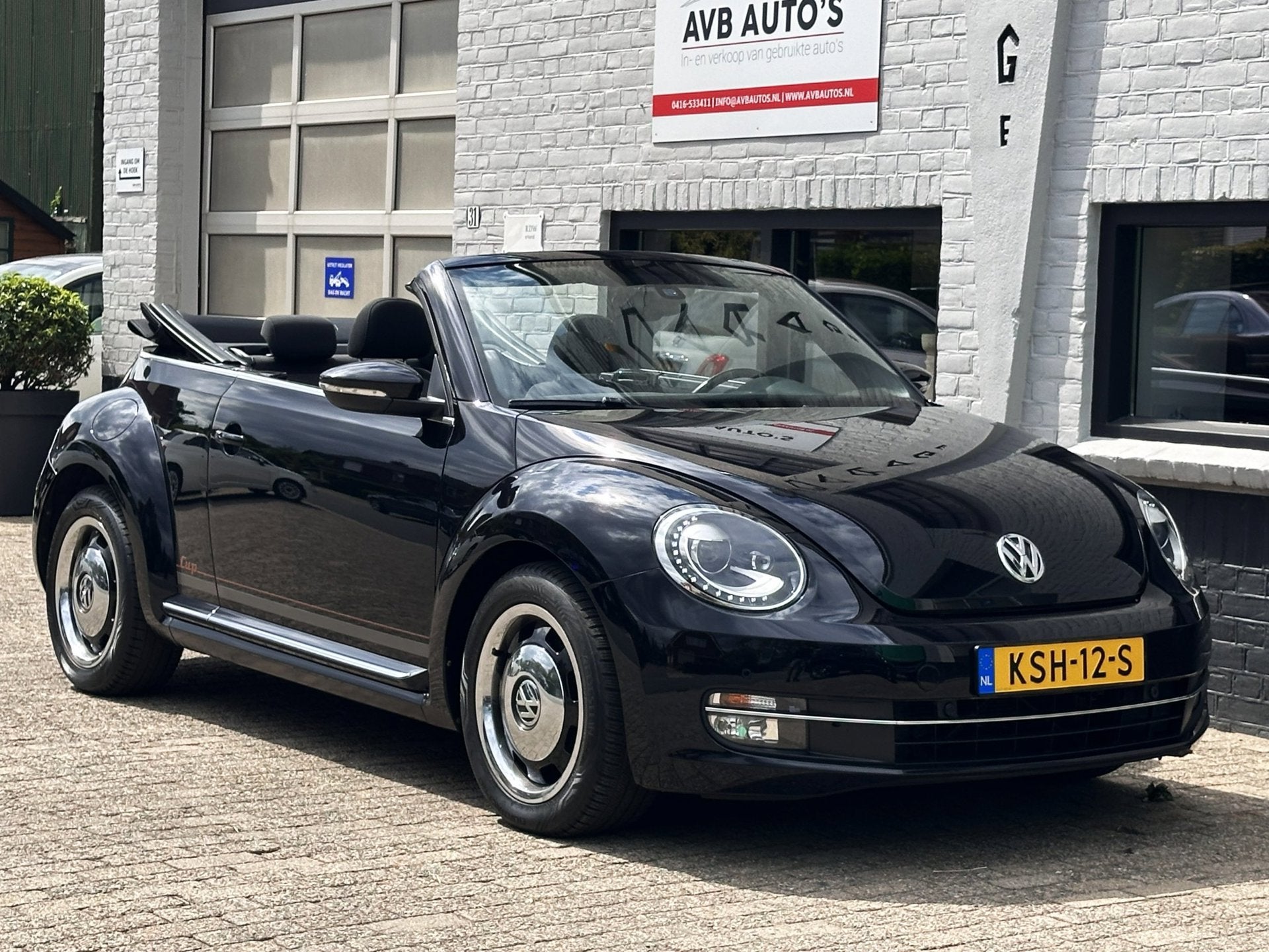 Volkswagen Beetle Cabriolet 1.2 TSI Cup Clima PDC Navi Cruis, Voorwielaandrijving, Dealer onderhouden, Stof, Gebruikt