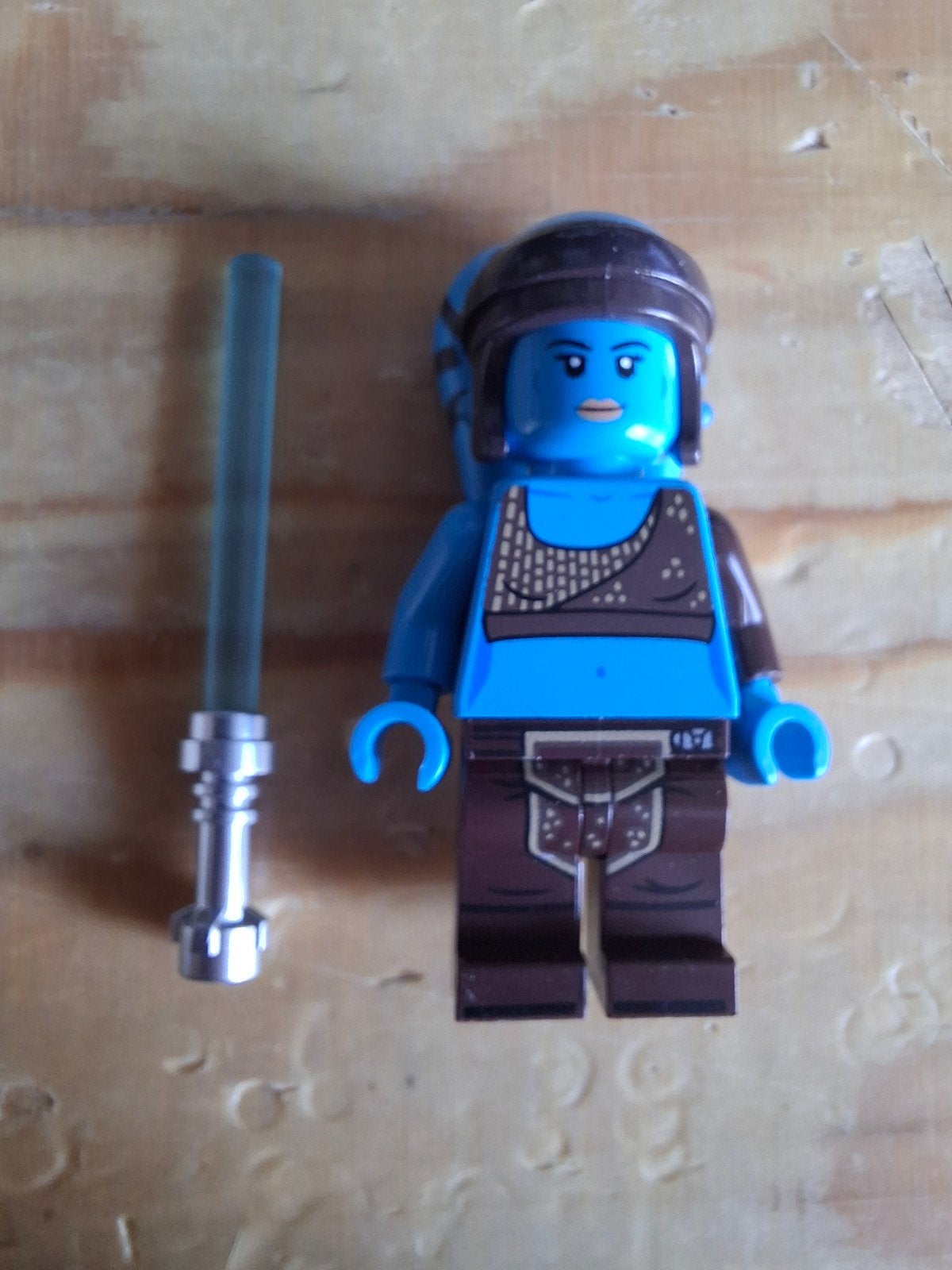 Lego Star Wars Aayla Secura minifiguur met lichtzwaard, Ophalen of Verzenden, Zo goed als nieuw, Overige merken