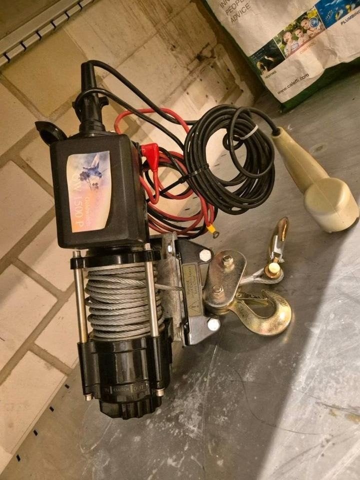 Elektrische Lier 12V, Ophalen of Verzenden, Gebruikt, Elektrisch