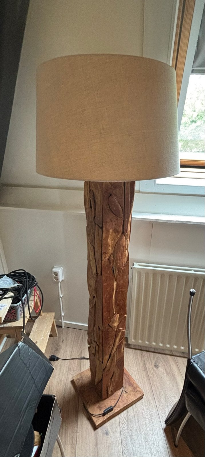 Unieke houten vloerlamp met linnen kap, Ophalen, Gebruikt, E27 (groot), 150 tot 200 cm