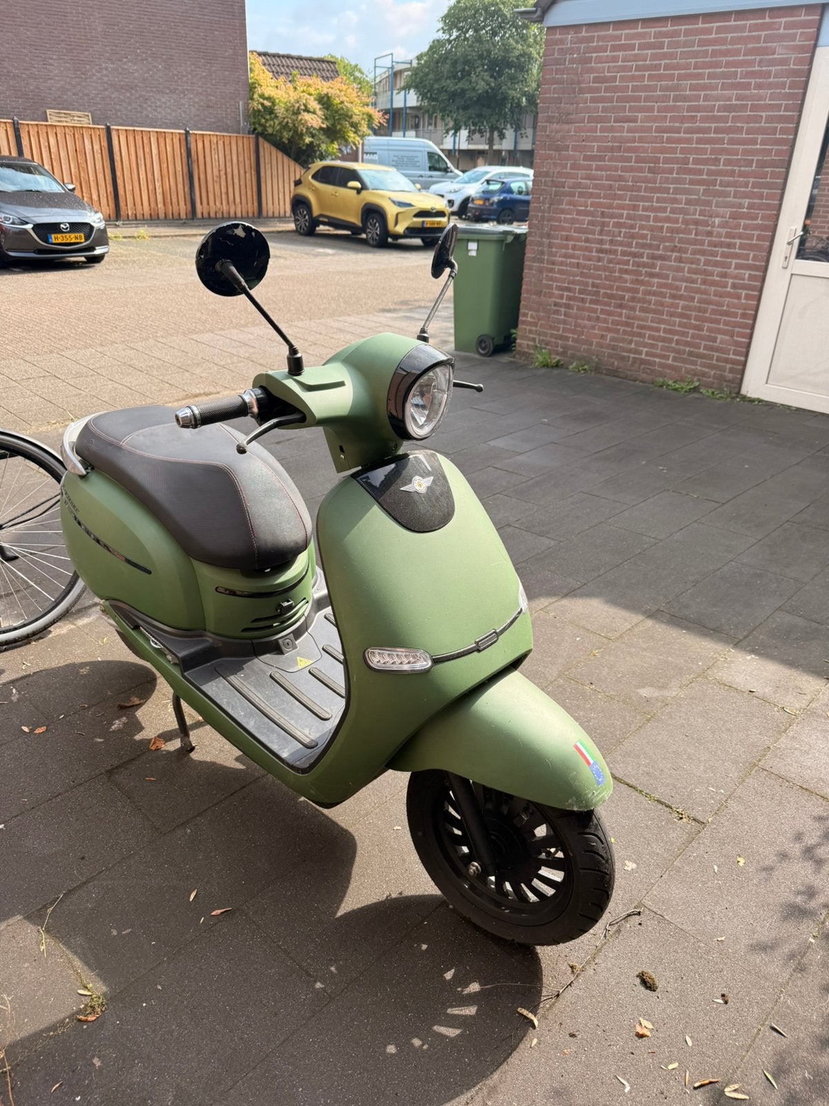 E-Scoobie elektrische scooter. + accu, oplader en 2 sloten, Ophalen, Gebruikt, Elektrisch, Overige merken