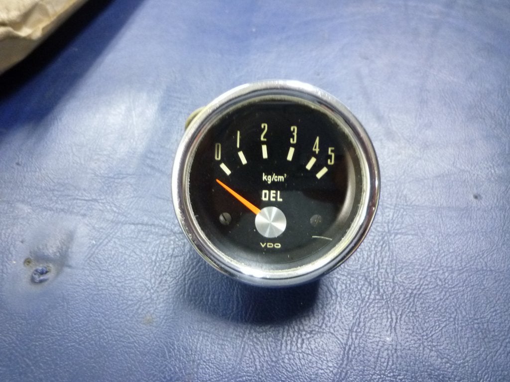 VDO Oliedrukmeter 12V ;  5Bar  gebruikt 60mm doorsnede, Ophalen of Verzenden, Gebruikt, Mercedes-Benz