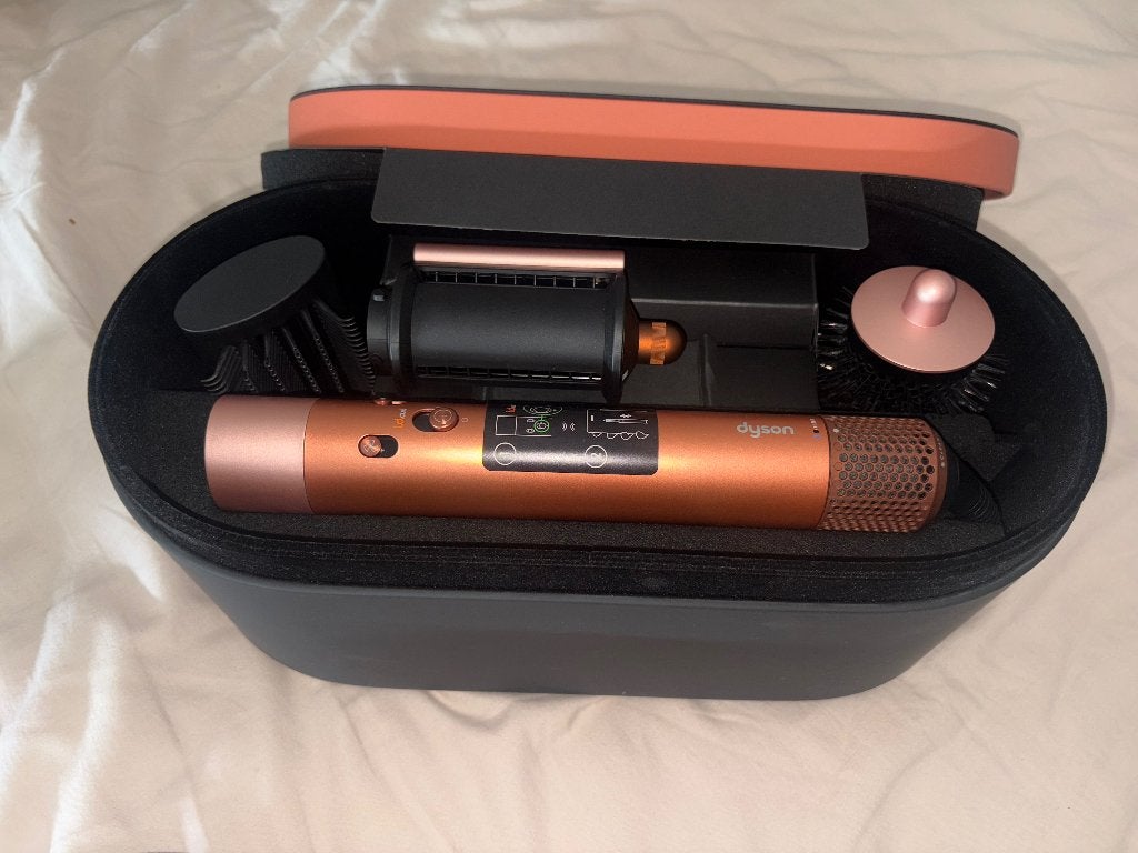Dyson Airwrap NIEUW (ID Straight + Wavy multistyler roze), Ophalen, Zo goed als nieuw, Föhn of Haardroger