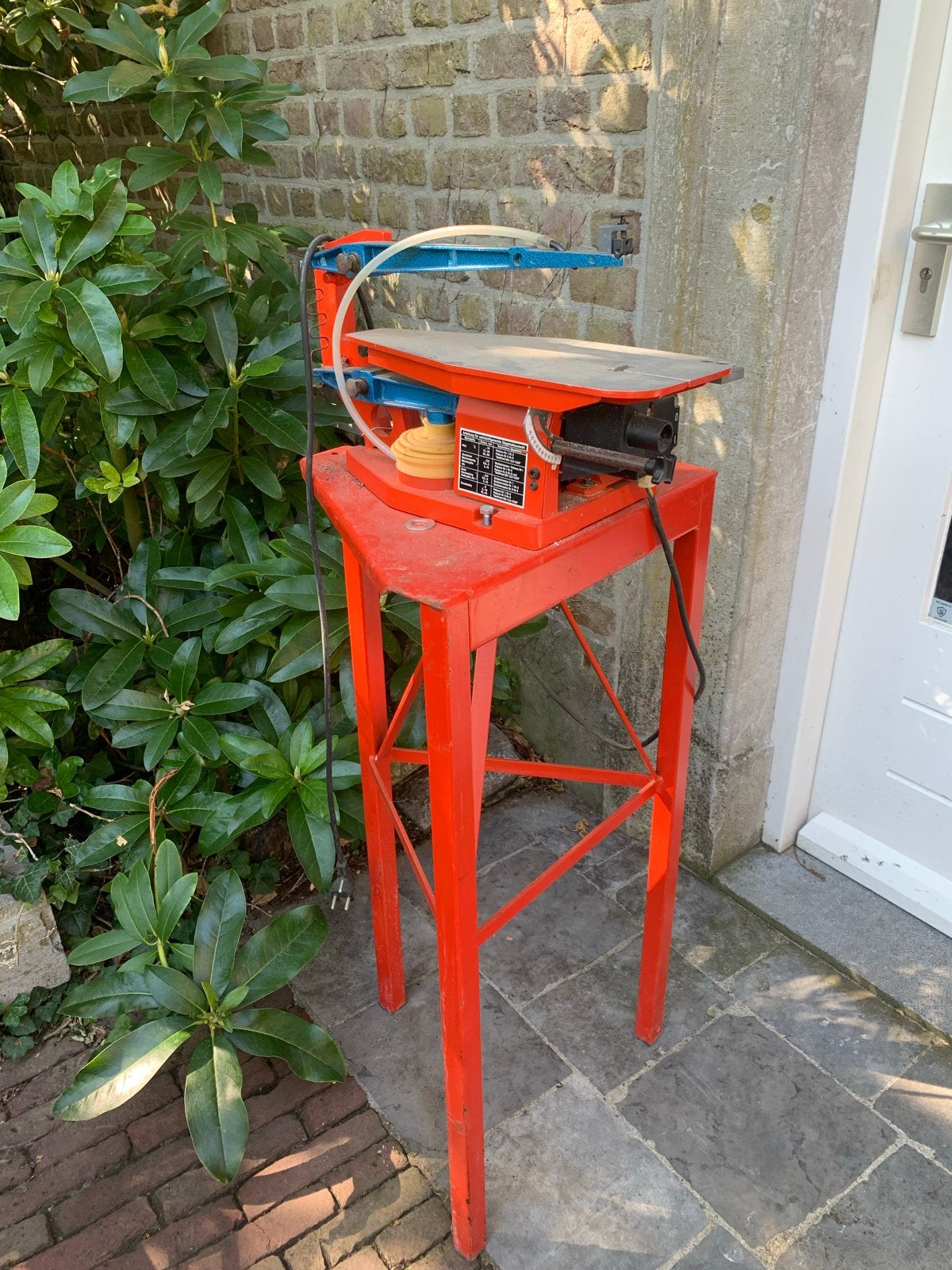 Figuurzaagmachine  Hegner, Doe-het-zelf en Verbouw, Gereedschap | Zaagmachines, Gebruikt, Ophalen of Verzenden, 30 tot 70 mm, Figuurzaag