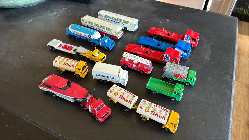 Oude majorette vrachtwagens, Hobby en Vrije tijd, Modelauto's | 1:87, Ophalen of Verzenden, Gebruikt, Bus of Vrachtwagen, Majorette