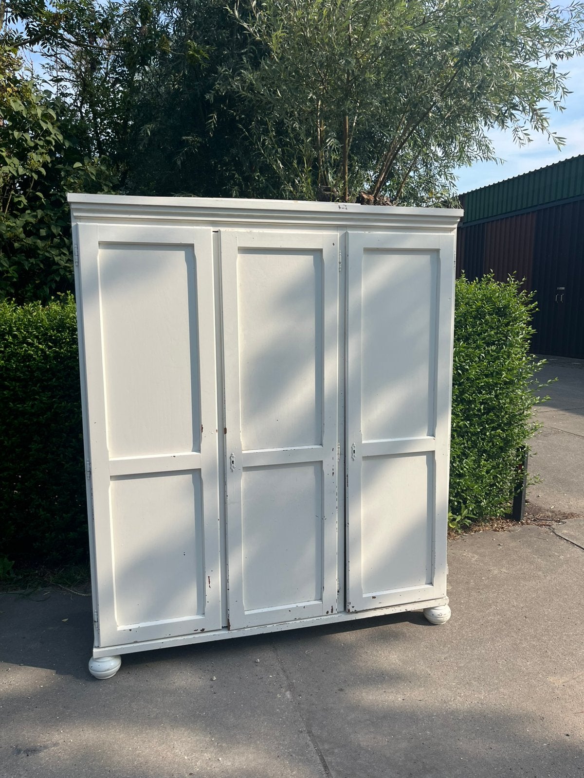 Brocante eiken witte linnenkast, Ophalen, Met deur(en), Gebruikt, 150 tot 200 cm