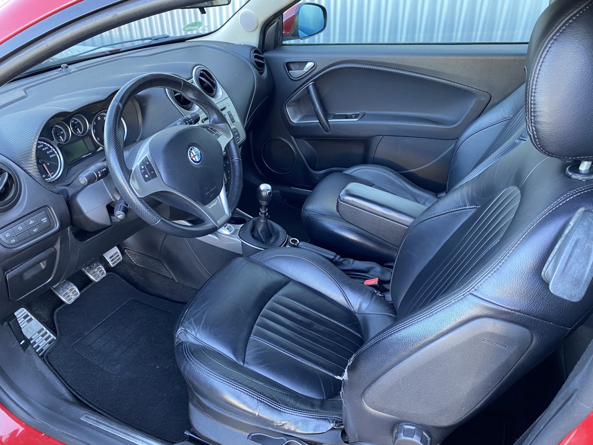 Alfa Romeo MiTo 1.4 Distinctive Leer, Clima, CC, PDC, LM, nw, Auto's, Voorwielaandrijving, Euro 5, Gebruikt, Zwart