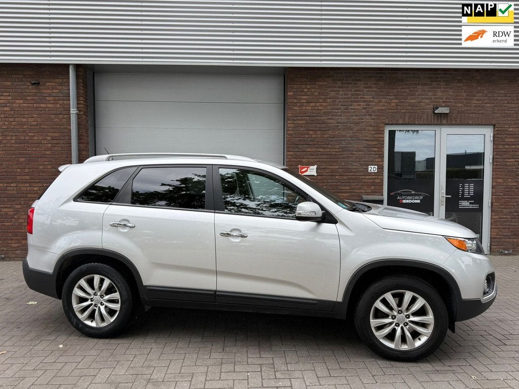 Kia Sorento 2.4 X-ecutive|AIRCO|AUTOMAAT|NIEUWE APK, Auto's, Kia, Euro 5, Stof, Gebruikt, Zwart