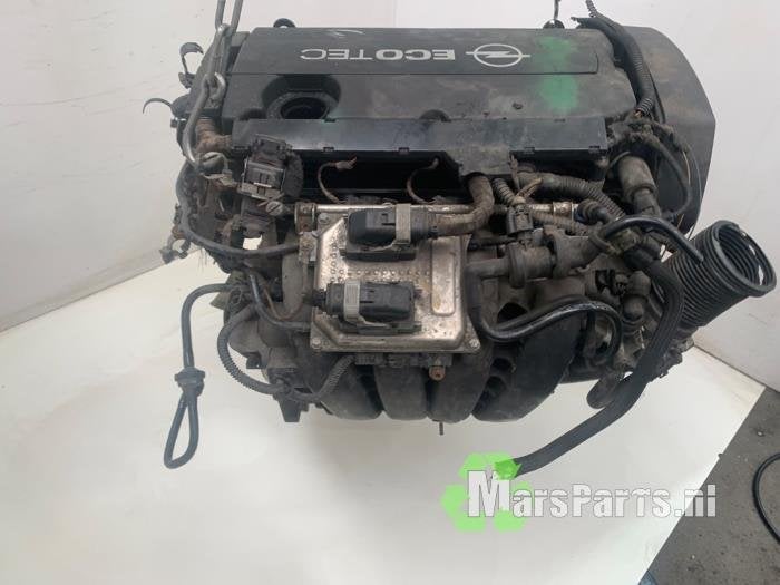 Motor van een Opel Astra, Gebruikt, -, -, Opel