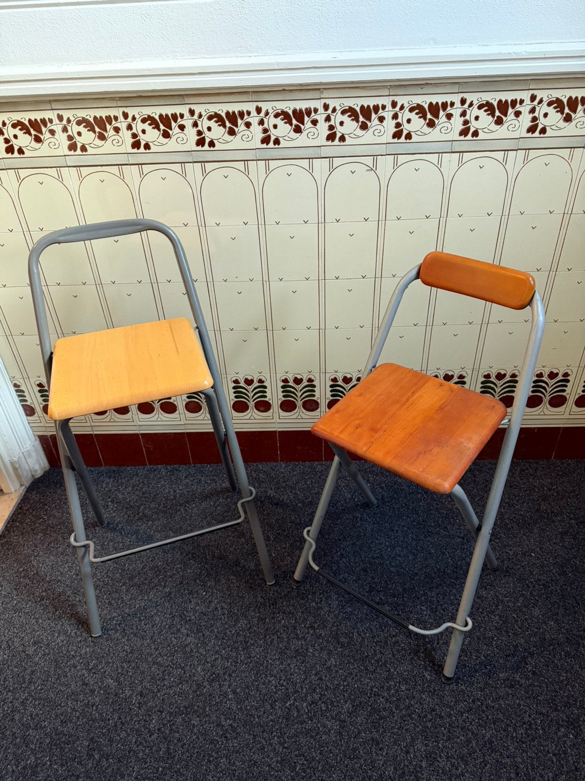 Twee Ikea barkrukken, Huis en Inrichting, Met voetsteun, 60 tot 90 cm, Ophalen of Verzenden, Zo goed als nieuw