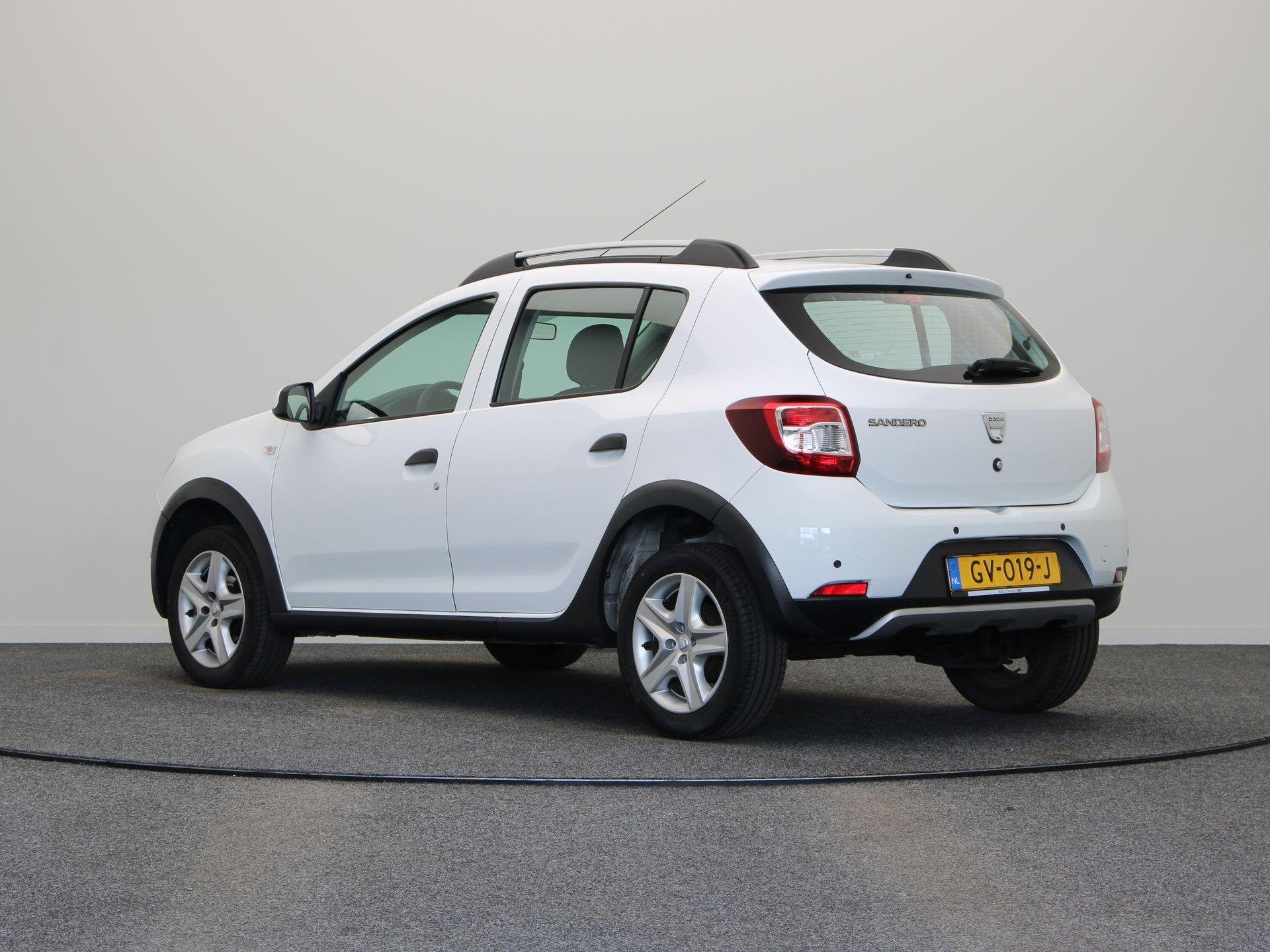 Dacia Sandero TCe 90pk Stepway Lauréate | Cruise Control |, Auto's, Voorwielaandrijving, Stof, Gebruikt, 31 €/maand