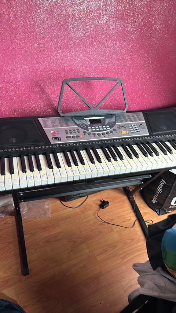 Key board NJS 800, Ophalen, Gebruikt, 61 toetsen, Overige merken