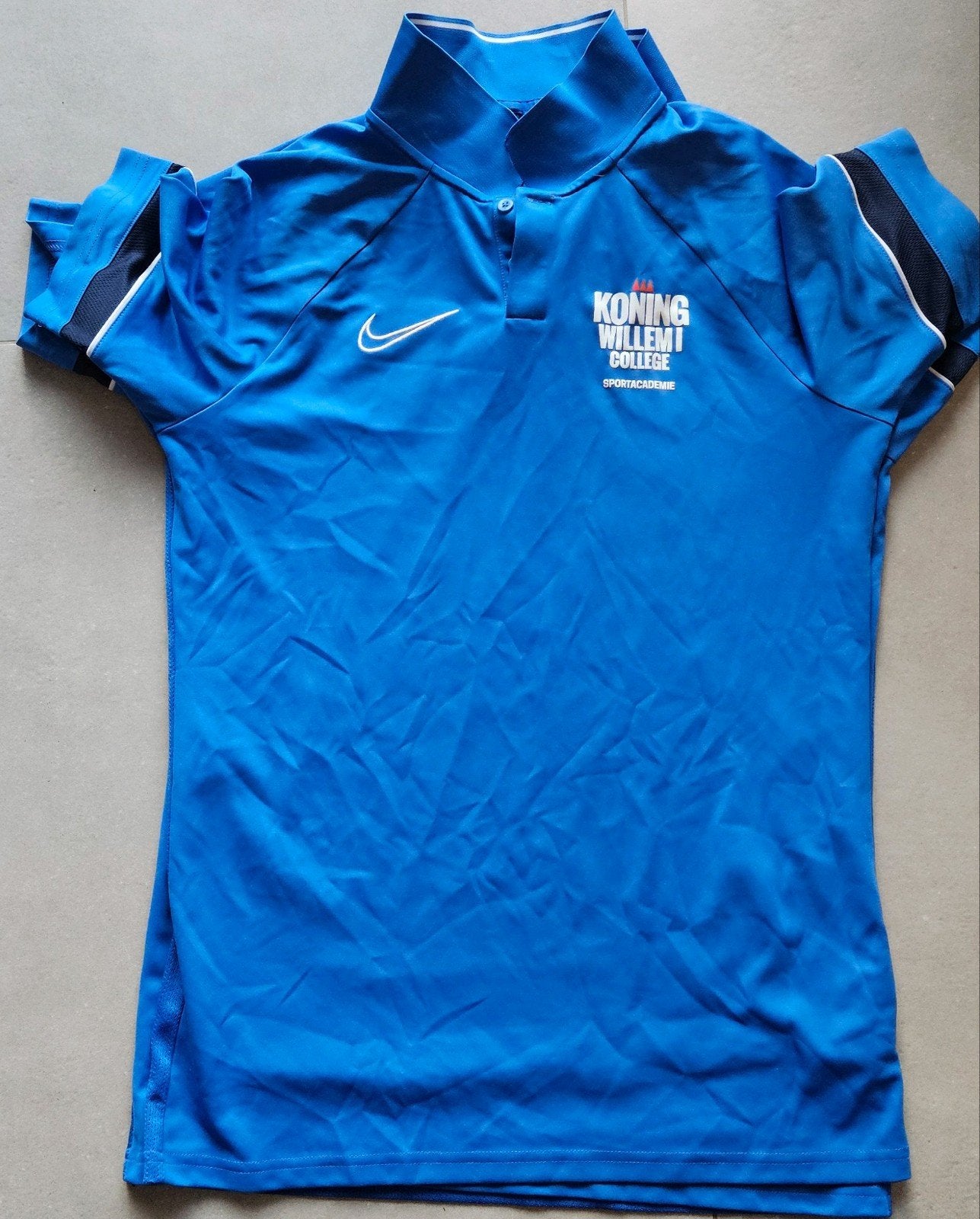 Sport polo Koning Willem 1 college sportacademie, Ophalen of Verzenden, Nieuw, Shirt