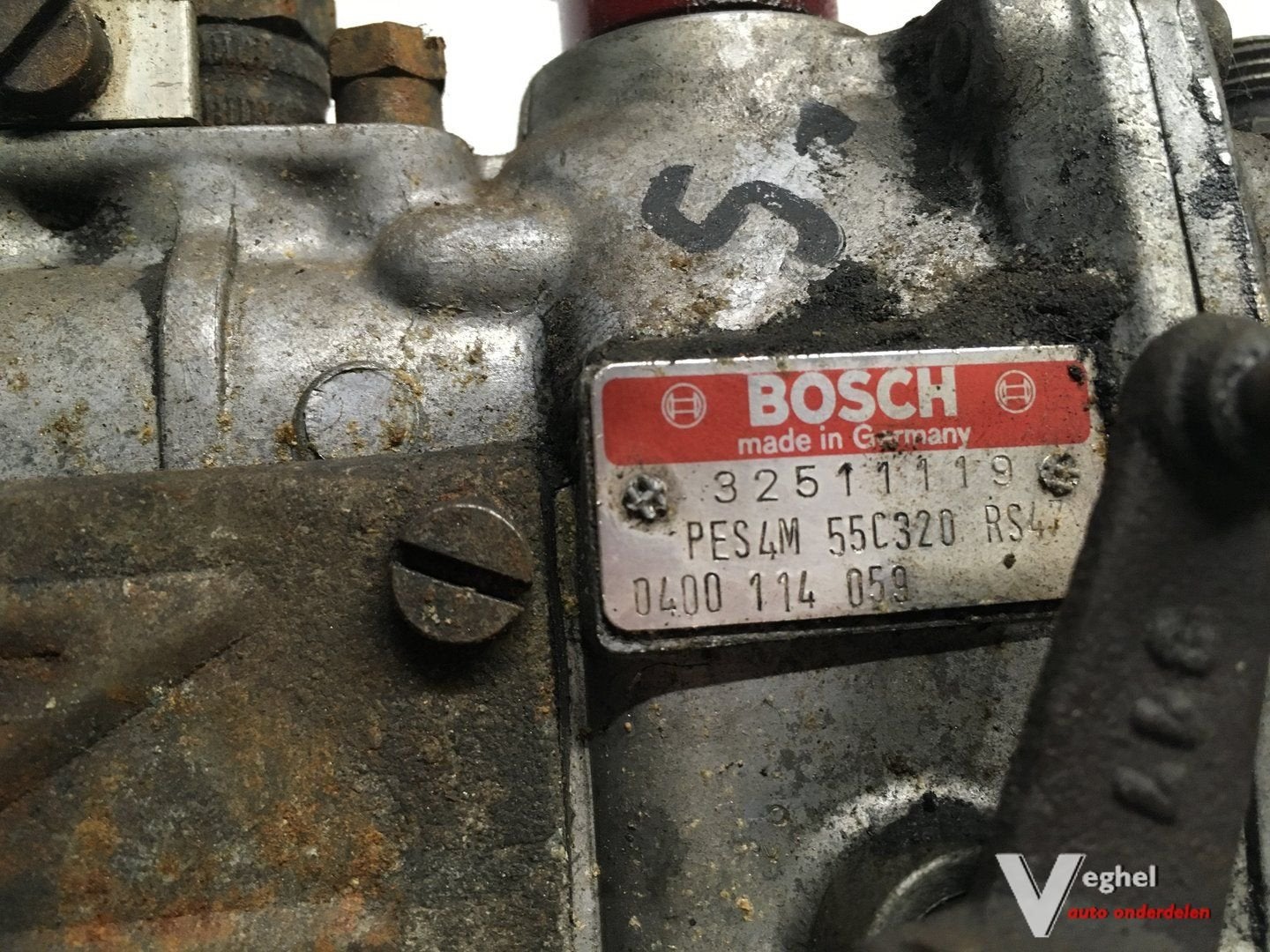Mercedes W123 Dieselpomp ( op de motor)  0 400 114 059, Gebruikt, -, -, Ophalen of Verzenden
