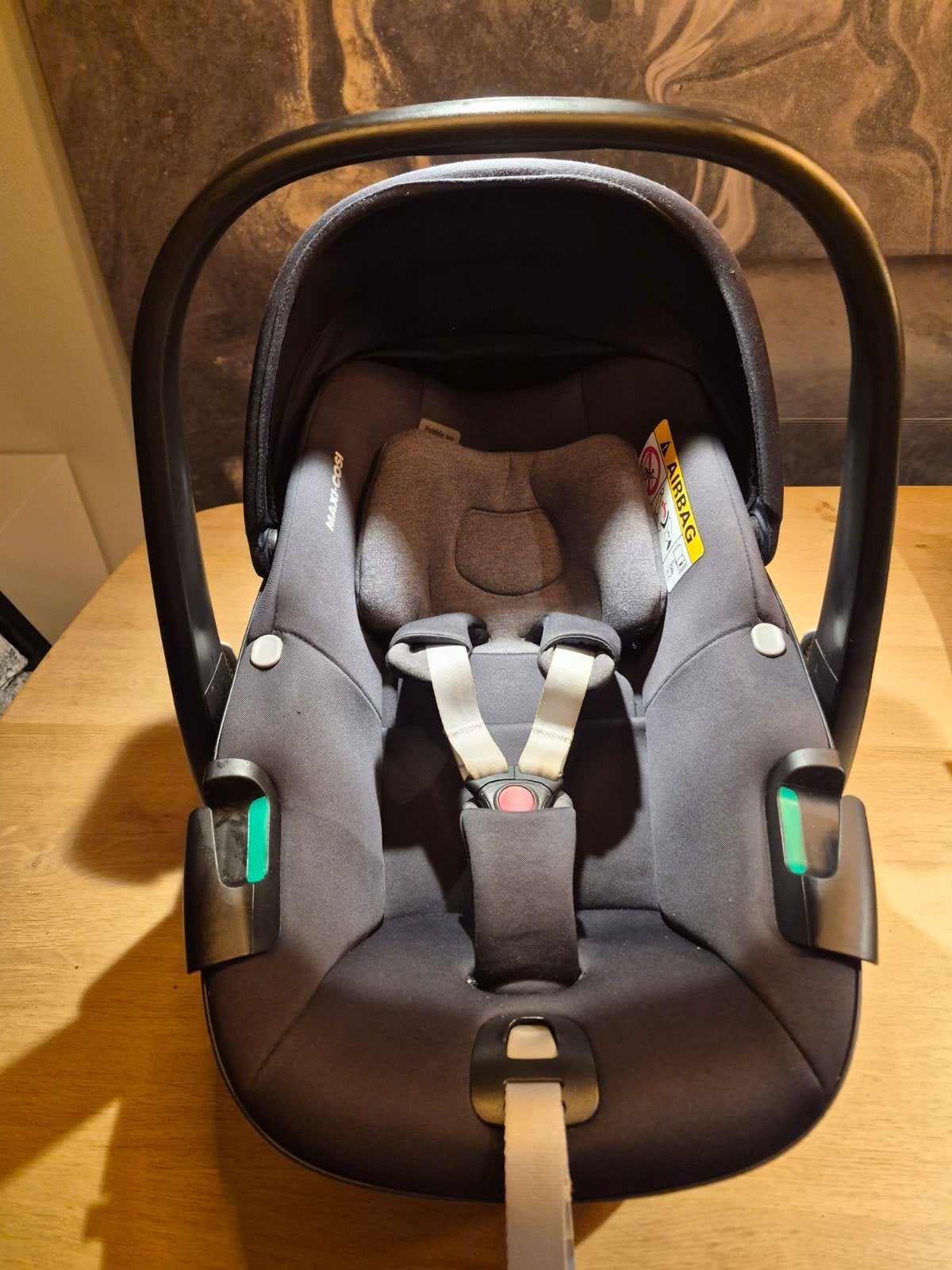 Maxi-Cosi Pebble 360 autostoeltje, Ophalen, Autogordel of Isofix, Zijbescherming, Zo goed als nieuw