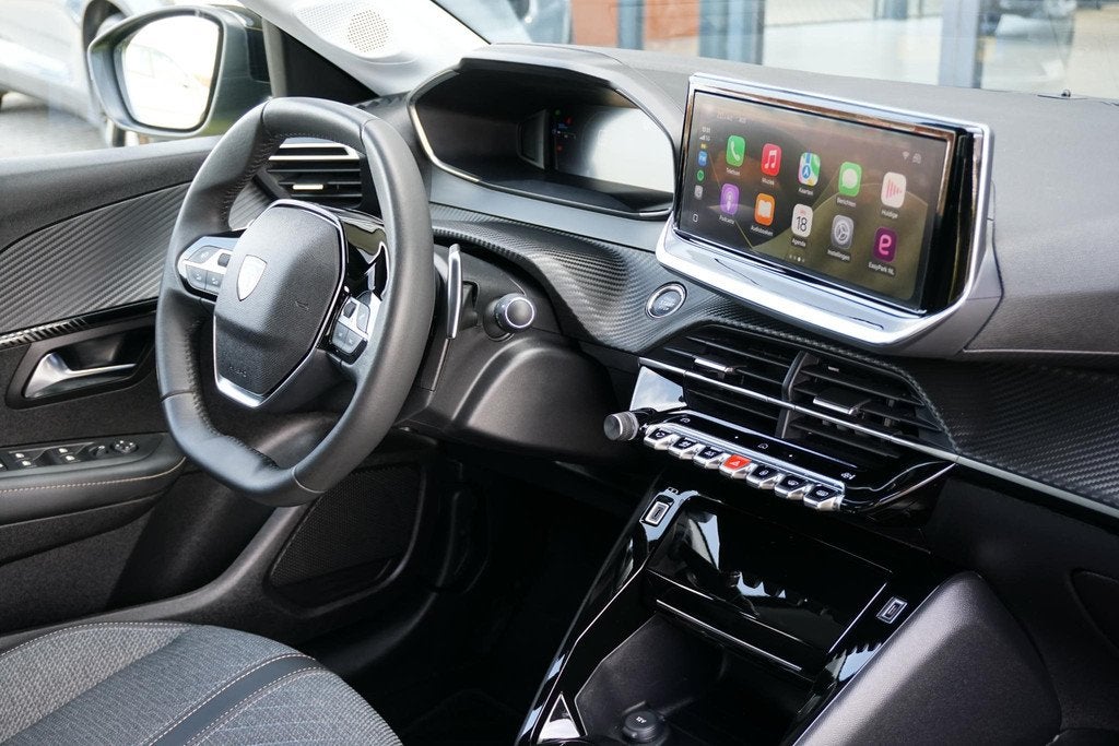Peugeot 208 Hybrid 100 e-DCS6 Allure + ADAPTIEVE CRUISE / CA, Auto's, Peugeot, 1195 kg, Gebruikt, Euro 6, 1199 cc