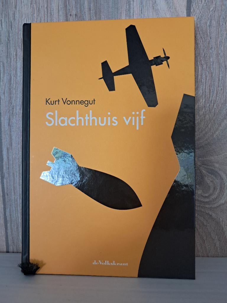 Verboden boeken | Kurt Vonnegut | Slachthuis vijf, Boeken, Ophalen of Verzenden, Zo goed als nieuw, Nederland, Kurt Vonnegut