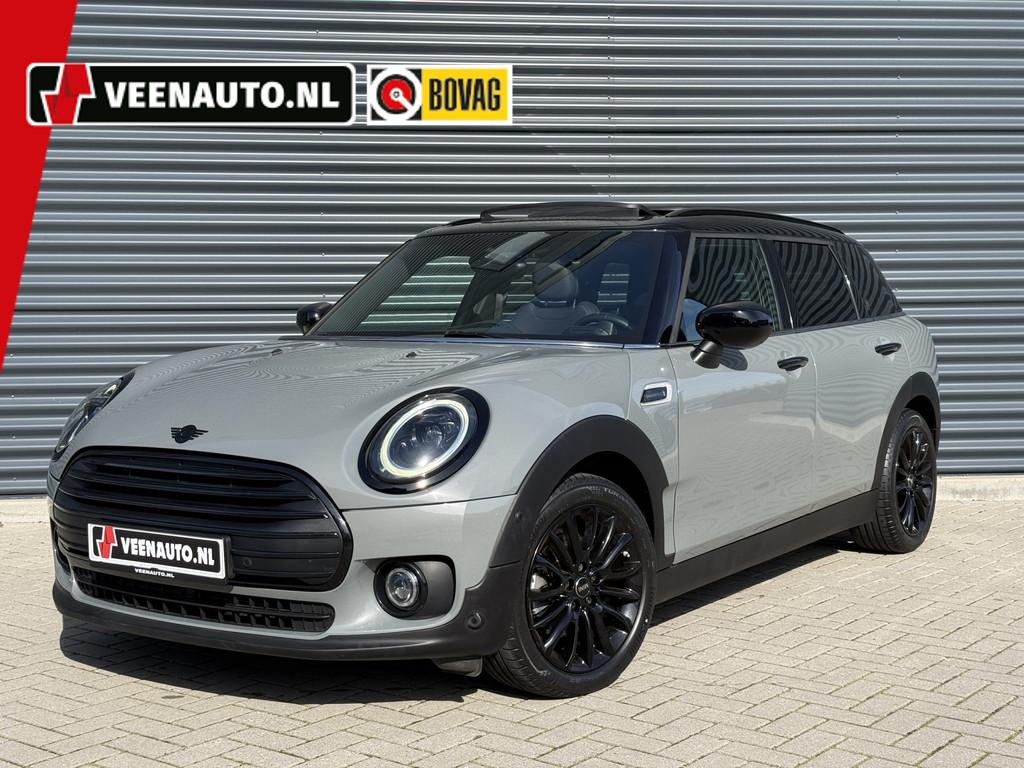MINI Clubman 1.5 Cooper Knightsbridge Pano/Camera/Leder, Auto's, Voorwielaandrijving, 136 pk, Gebruikt, Leder