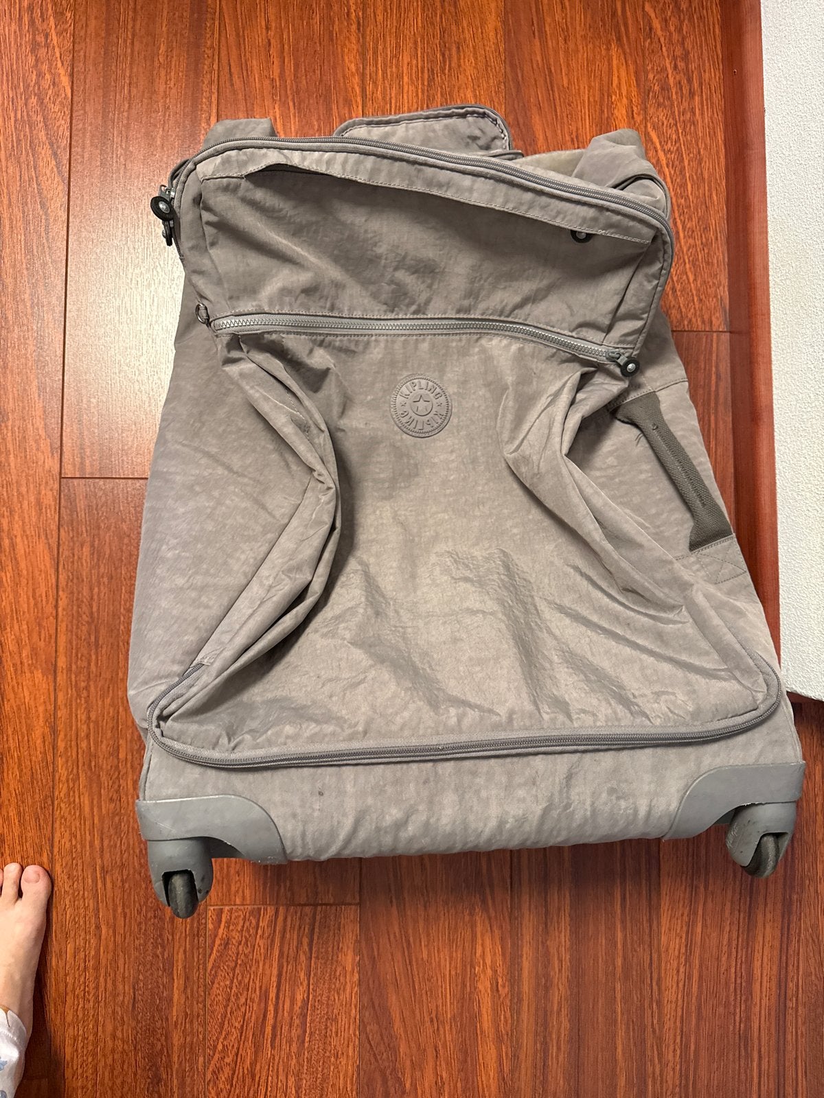 Kipling reistas met 4 wieltjes - Grijs, Ophalen, 30 cm of meer, Gebruikt, 60 tot 80 cm