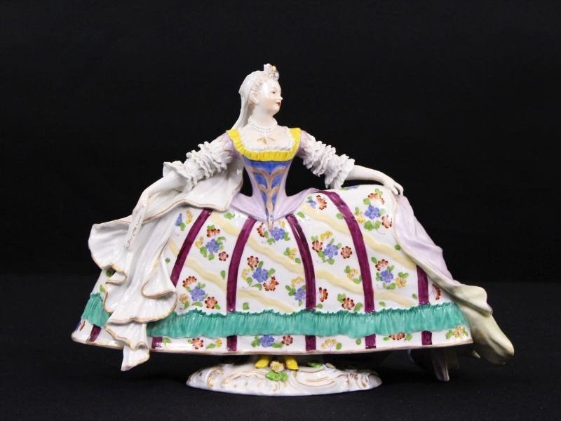 Antiek porselein figurine 'Crinoline lady' Ludwigsburg, Antiek en Kunst, Verzenden