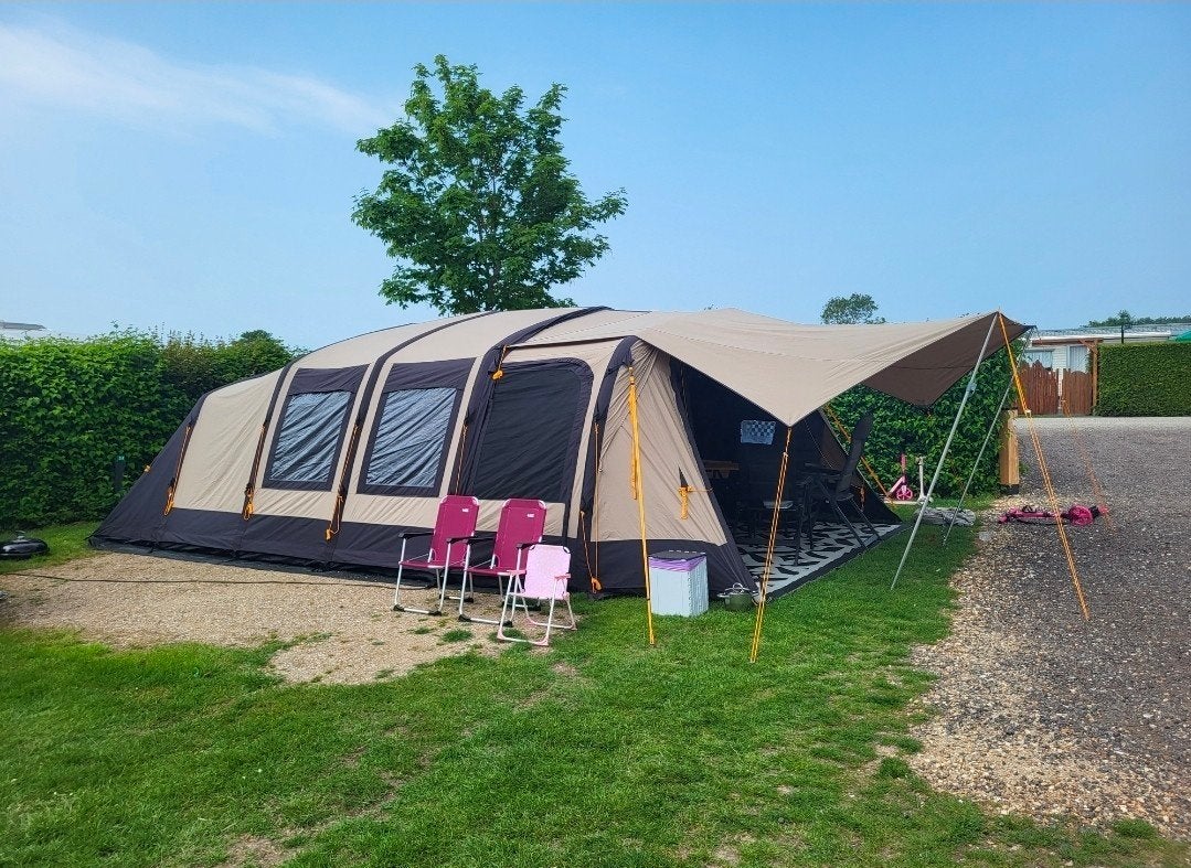 Redwood Navarro Air 440 opblaasbare tunneltent, Ophalen, Zo goed als nieuw, Tot en met 6