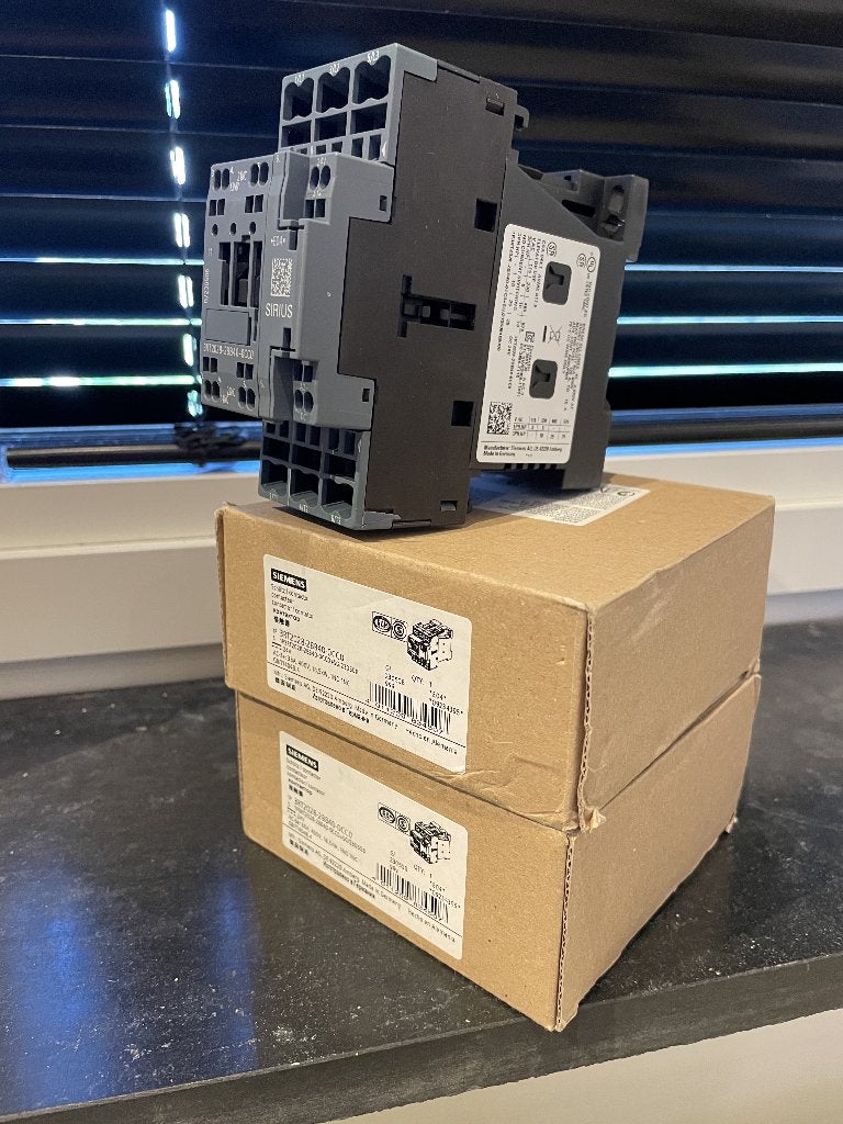Siemens 3RT2028-2BB40 Contactor/hulpcontactor, Ophalen of Verzenden, Nieuw, Stopcontact