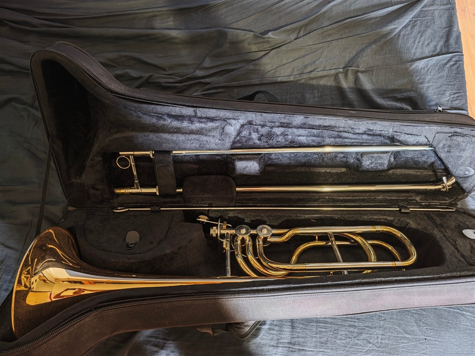 Bastrombone met koffer Monzani MZSL-831L, Ophalen of Verzenden