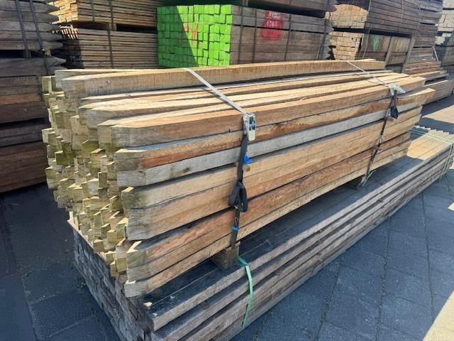 Pakket hardhouten palen 300x7x7cm (108 stuks), Ophalen, Palen, Nieuw, Hardhout