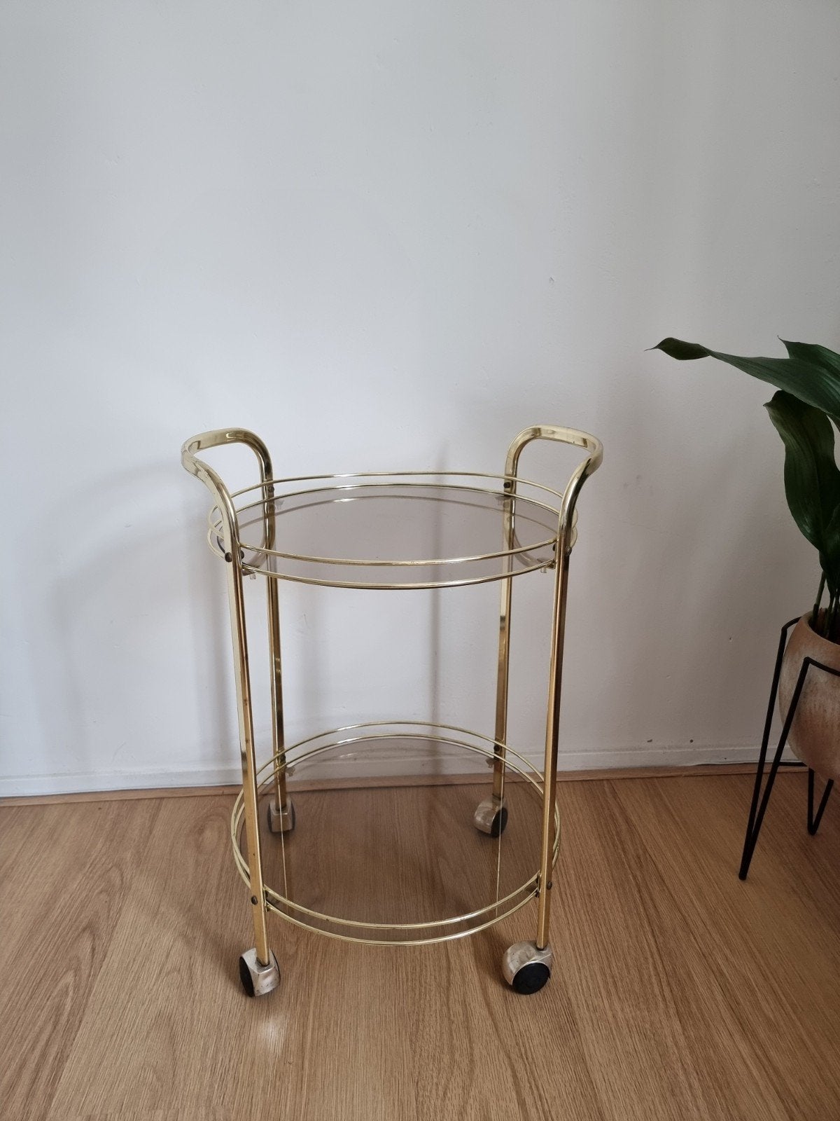 Vintage gouden serveerwagen / trolley, Ophalen, Zo goed als nieuw