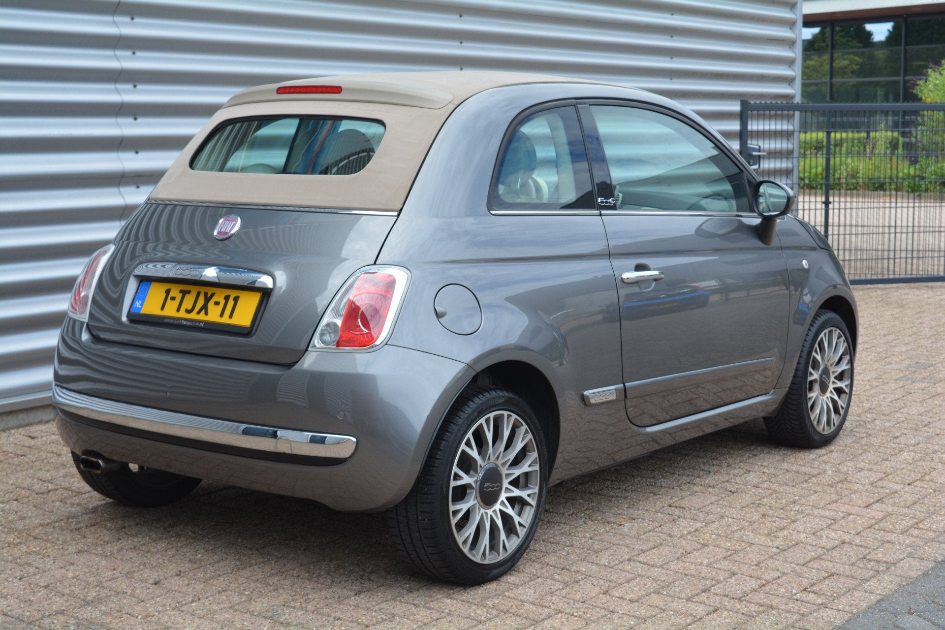 Fiat 500C 0.9 TwinAir Lounge Cabrio/Carplay/Leder/OrgNL, 86 pk, Gebruikt, Cabriolet, Handgeschakeld