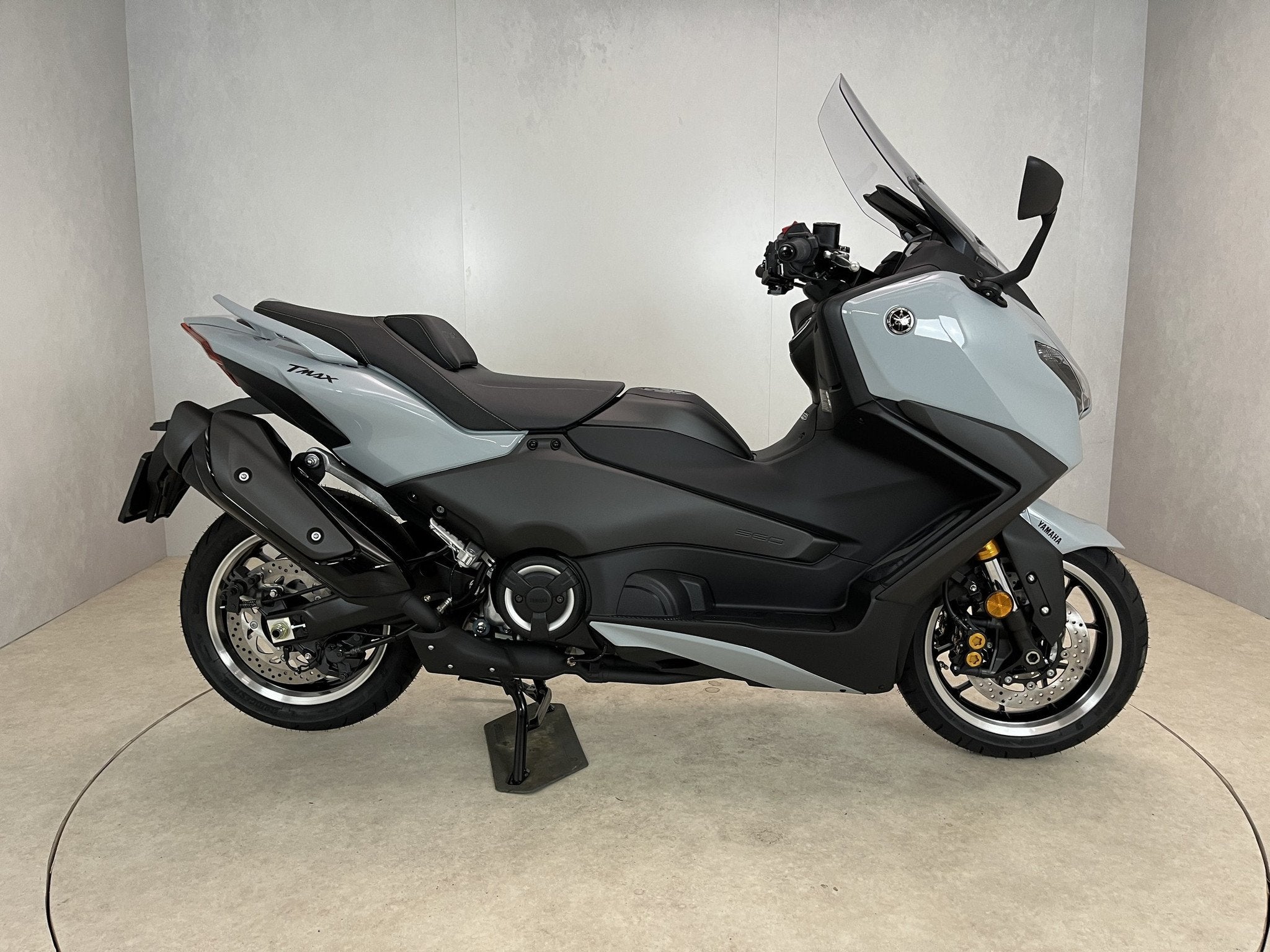 Yamaha T MAX 560 TECH MAX ABS (bj 2026), Motoren, Scooter, Nieuw, Klantenservice@yamaha-motor.nl, Koolhovenlaan 101
1119 NC  Schiphol-Rijk, NL