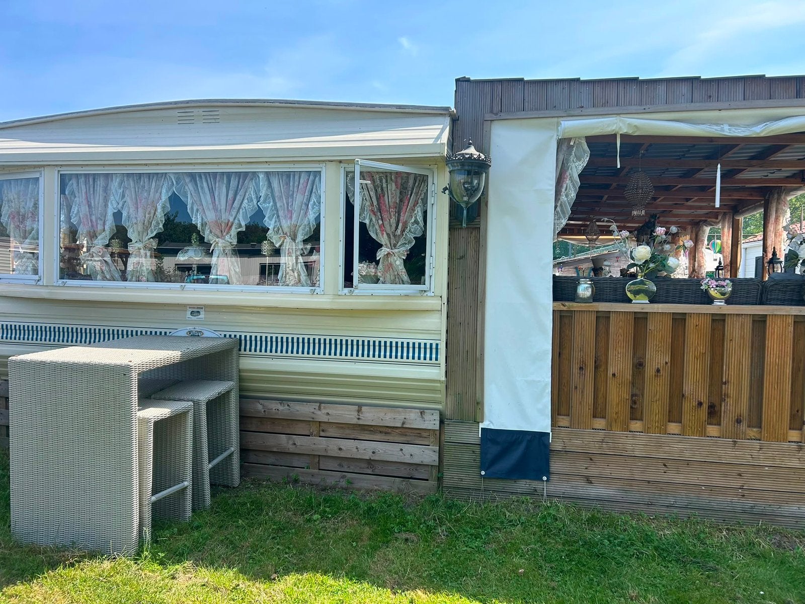 TE KOOP – STACARAVAN OP CAMPING DE KRABBEPLAAT, Caravans en Kamperen, Stacaravans, Tot en met 6