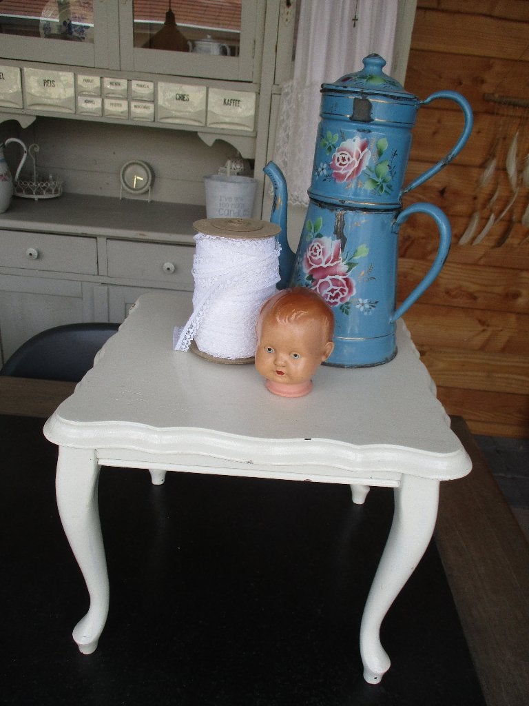 oud brocante tafeltje, Antiek en Kunst, Ophalen of Verzenden
