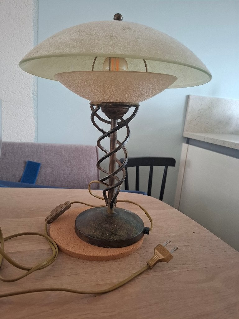 Mooie Tafellamp, Ophalen, Met schakelaar, Zo goed als nieuw, Glas