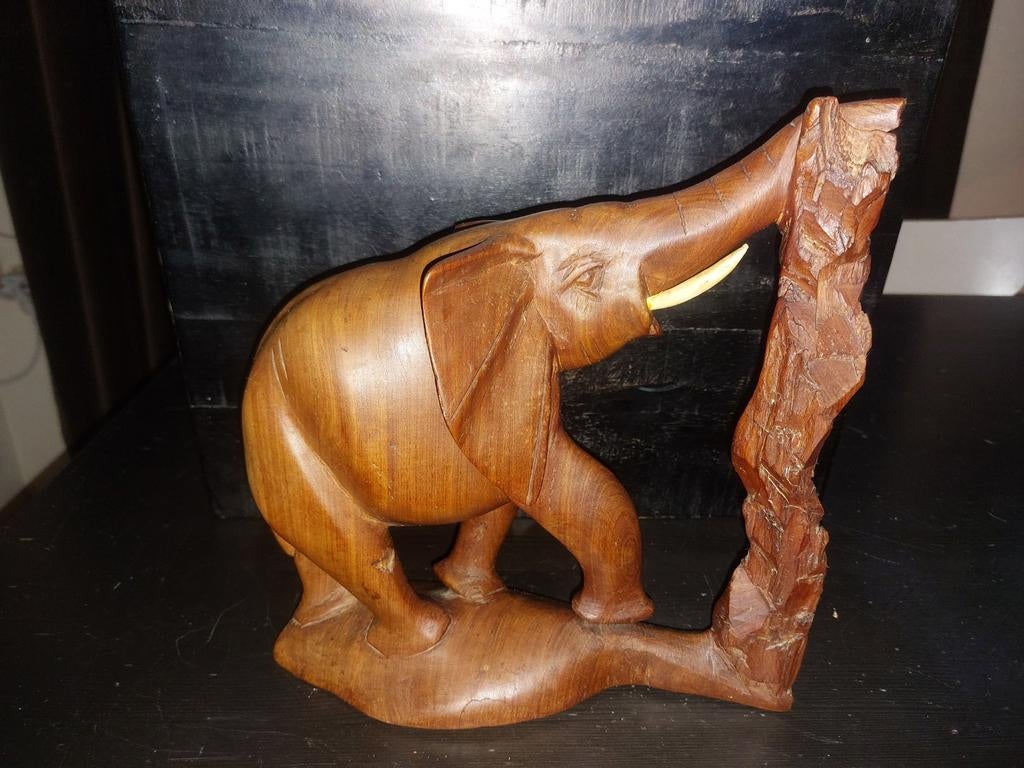Houten olifant beeldje - Handgesneden, Ophalen, 20 - 50 cm, Beeld, Hout