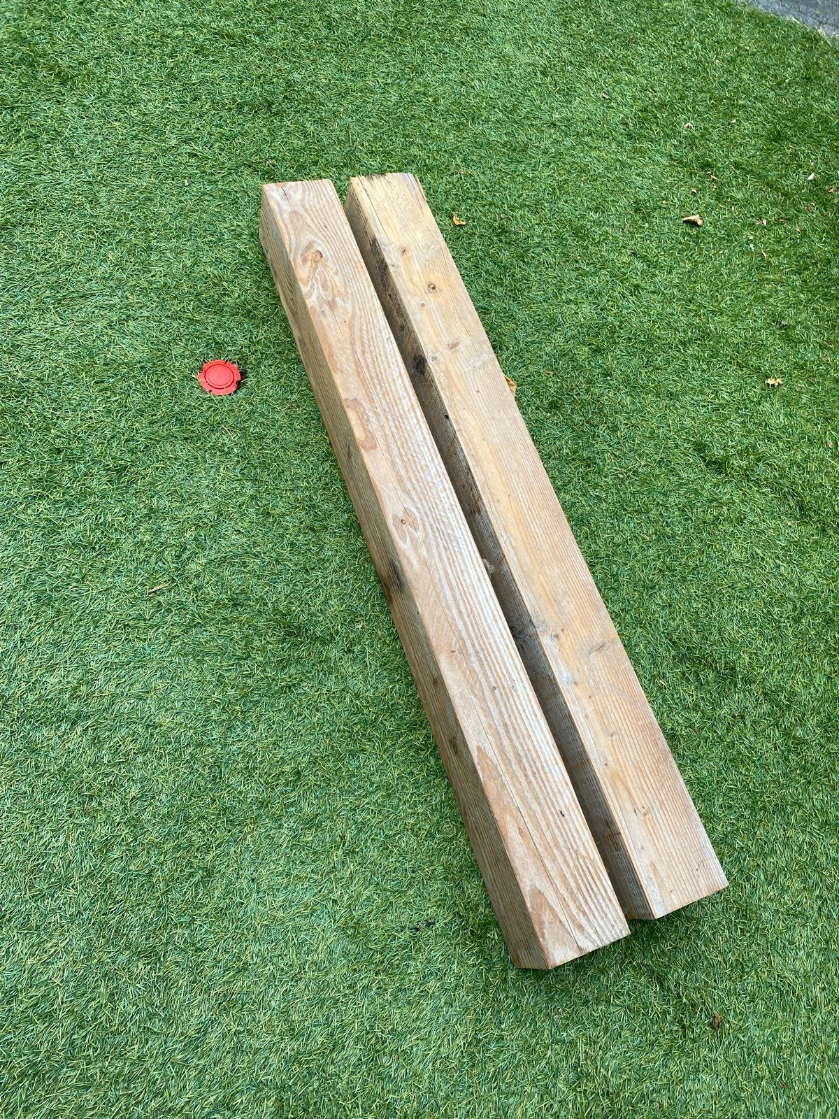 Twee gebruikte houten balken - gratis ophalen, Ophalen, Gebruikt, 200 tot 250 cm, 50 mm of meer